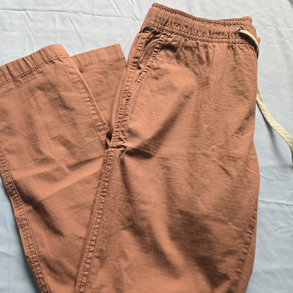 Womens Vuori Ripstop Pant Size Small Brick Color